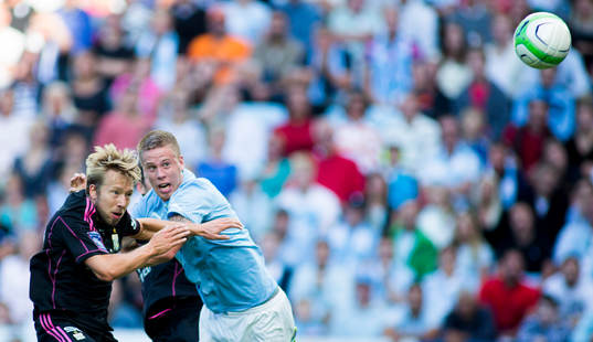 Malmö FFs Pontus Jansson gör 1-1