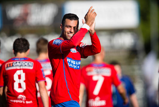 Helsingborgs Imad Khalili tackar publiken