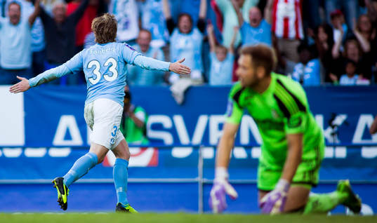 Malmö FFs Emil Forsberg jublar