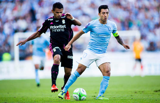 Malmö FFs Jiloan Hamad och IFK Göteborgs Daniel Sobralense