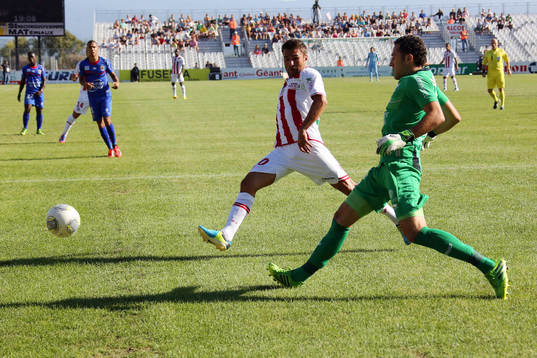 Adrian MUTU / David OSPINA - 25.08.2013 - Ajaccio / Nice -
