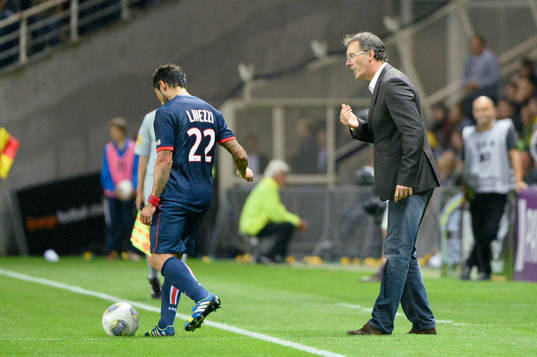 Ezequiel LAVEZZI / Laurent BLANC - 25.08.2013 - Nantes /