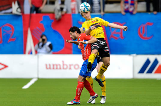 Nickduell mellan Östers Pablo Pinones Arce och Elfsborgs