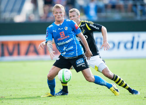 , Per Karlsson, AIK och Gudjon Baldvinsson, Halmstad  i