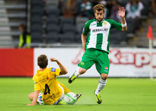 Falkenbergs Daniel Johansson stoppar Hammarbys Christophe
