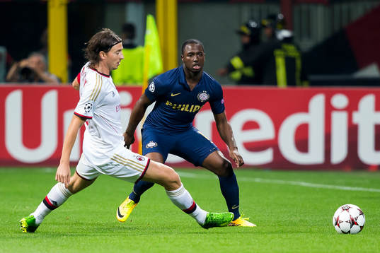 Bläddra bland fler bilder av Fotboll, Kval till Champions League, Milan - PSV Eindhoven