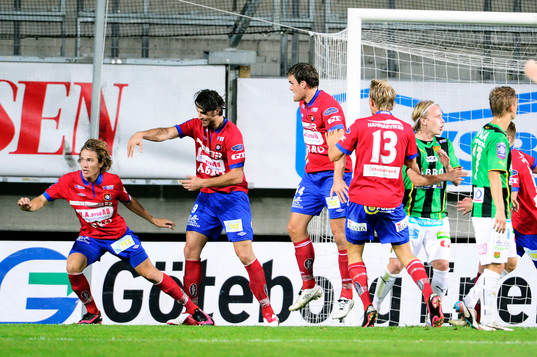 Örgrytes Jakob Lindström jublar