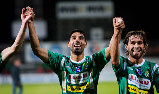 Ljungskiles Sandeep Mankoo jublar