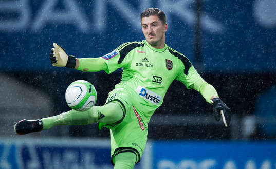 Inspark, Ivo Vazgec, målvakt, Brommapojkarna i
