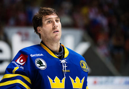 Sveriges målvakt Henrik Karlsson i ishockeymatchen mellan