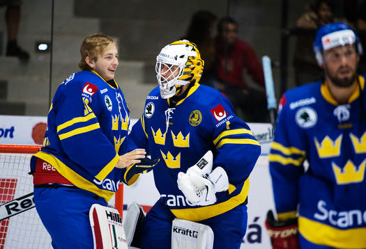 Sveriges målvakter Linus Ullmark och Henrik Karlsson