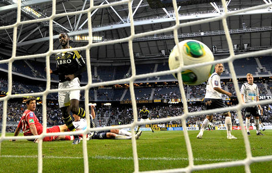Henok Goitom, AIK gör 1-0 till AIK