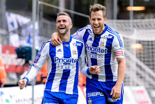 IFK Göteborgs Kjetil Waehler och Tobias Hysén jublar