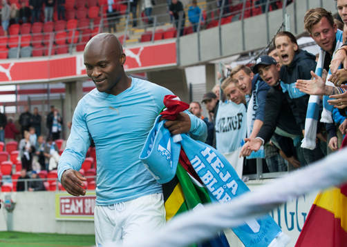 Tokelo Rantie, Malmö, tackade fansen i