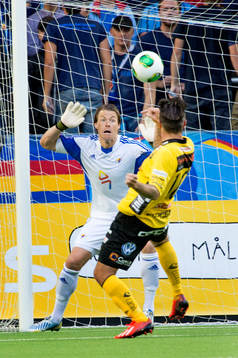 Elfsborgs Mikkel Beckmann gör 1-0 bakom Djurgårdens