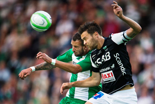 Hammarbys Andreas Haddad och Brages Peter Magnusson i en