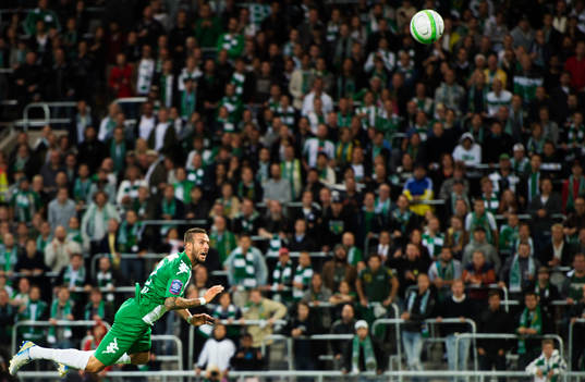 Hammarbys Andreas Haddad faller