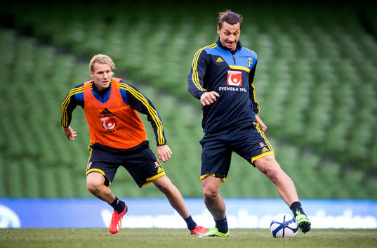 Sveriges Ola Toivonen och Zlatan Ibrahimovic