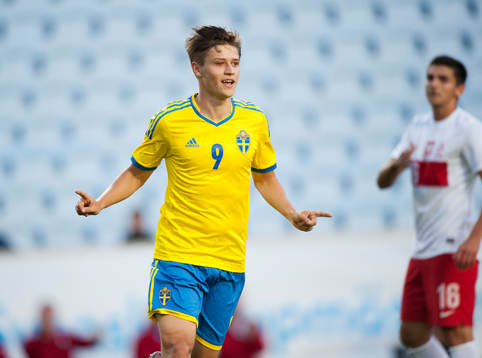 1-1, Simon Thern kvitterar för Sverige i EM-kvalmatchen
