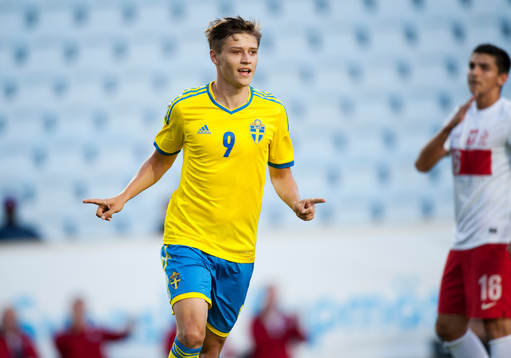 1-1, Simon Thern kvitterar för Sverige i EM-kvalmatchen