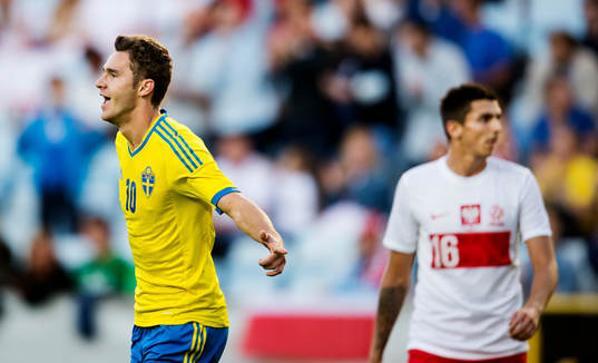Sveriges Branimir Hrgota jublar