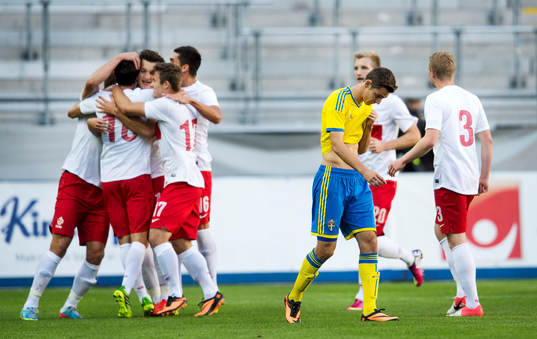 Polen gör 0-1 och Sveriges Branimir Hrgota deppar i