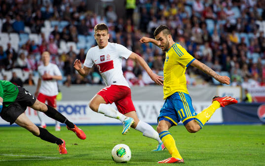 Sveriges Mikael Ishak gör 3-1 i kvalmatchen till u21-EM