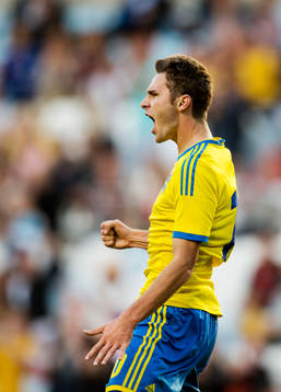 Sveriges Branimir Hrgota jublar