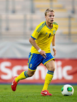 Sveriges Oscar Lewicki i kvalmatchen till u21-EM mellan