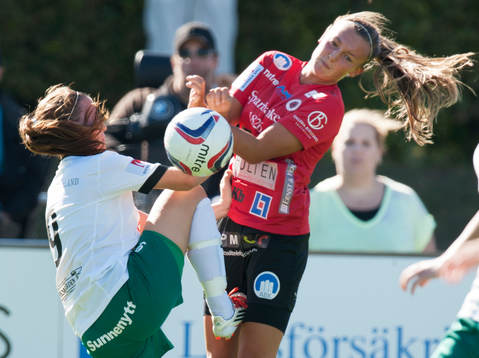 Emmie Johansson, Mallbacken, sätter dubbarna i Olivia