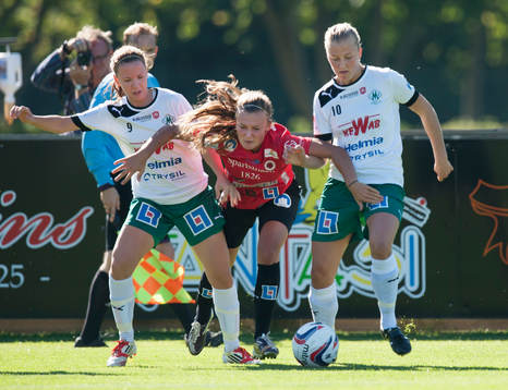 Emmie Johansson och Julia Karlenäs, Mallbacken mot Olivia