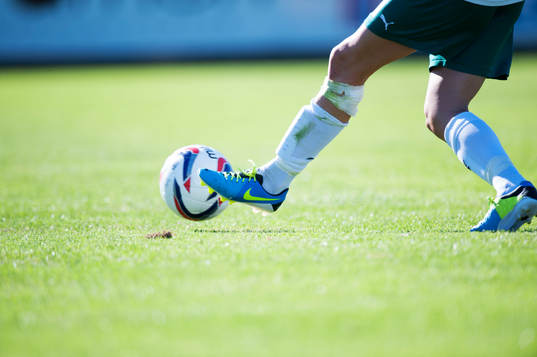 Fot, boll, fotbollsskor, Nike, gräsmatta, fotbollsstrumpor