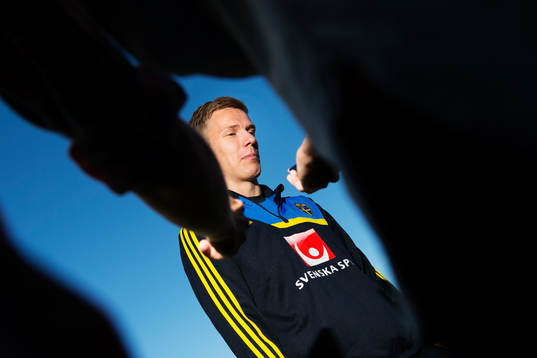 Pontus Wernbloom blir intervjuad