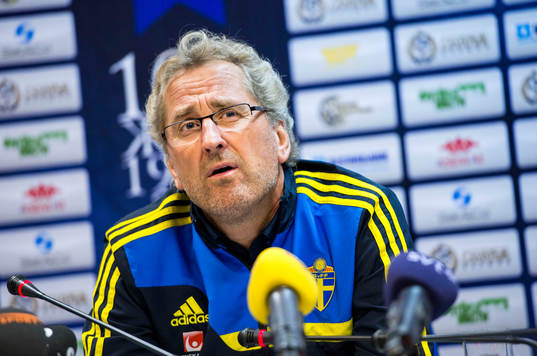 Sveriges förbundskapten Erik Hamrén på presskonferens