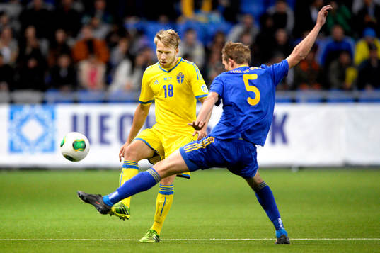 Sveriges Adam Johansson och Kazakstans Alexander Kislitsyn