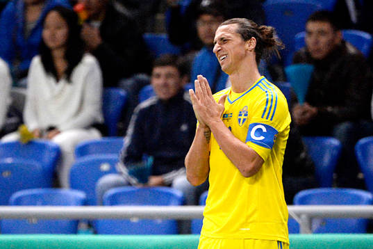 Sveriges Zlatan Ibrahimovic reagerar