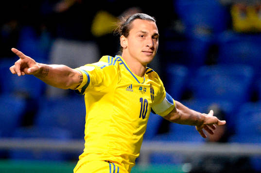 Sveriges Zlatan Ibrahimovic jublar