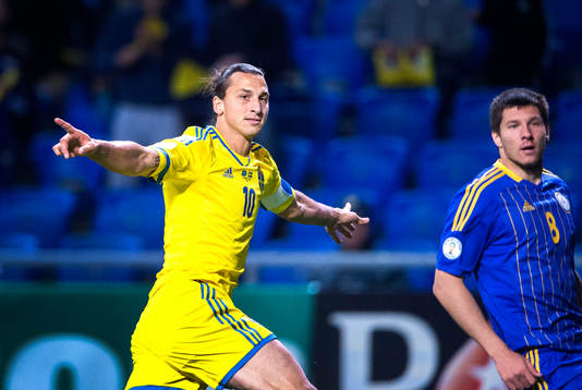 Sveriges Zlatan Ibrahimovic jublar
