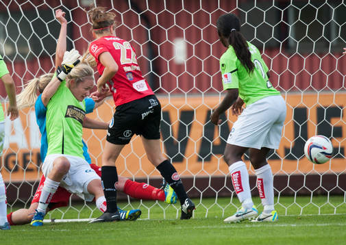 2-0 Lorca van de Putte (22) som väntar ut Margret Lara