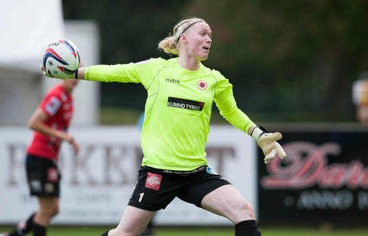 Inkast, utkast, Hedvig Lindahl, målvakt, Kristianstad