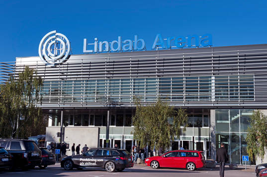 Lindab Arena före ishockeymatchen i hockeyallsvenskan