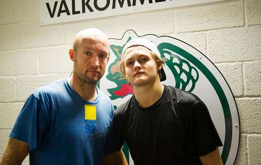 Rögles Michael Nylander med sin son William Nylander