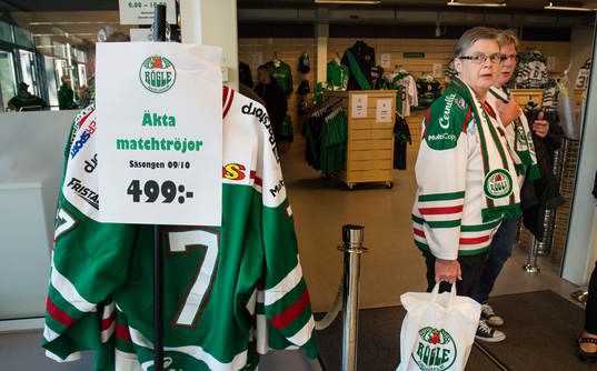 Rögles souvenirshop ishockeymatchen i hockeyallsvenskan