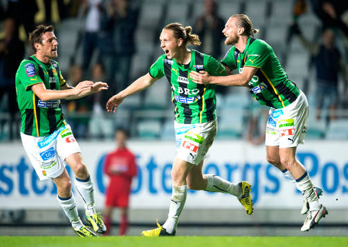 Gais Marcus Översjö gör 2-0, Kenneth Gustafsson och