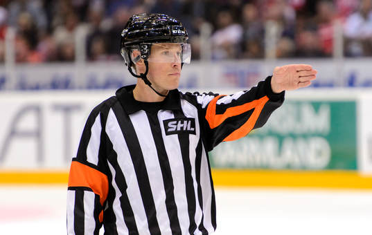 Domare Tobias Björk