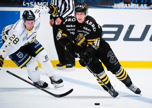 s Anton Bengtsson och AIK:s Teemu Ramstedt