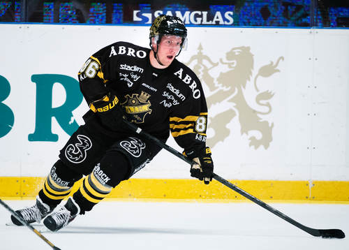s Oscar Ahlström