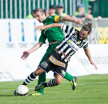 Patrik Åström, Landskrona och Kennedy Bikircioglu,
