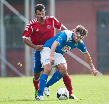 Småklubbsfotboll, idyllisk idrottsplats, närkamp,