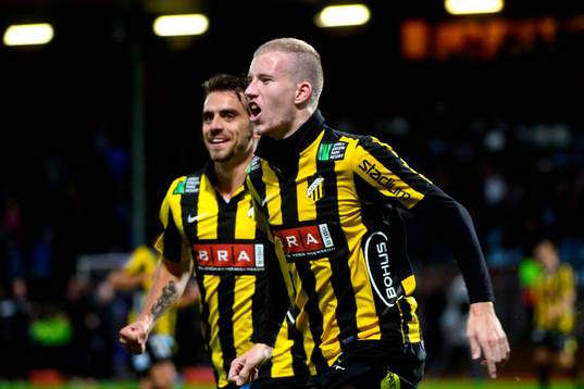Häckens Simon Gustafson jublar